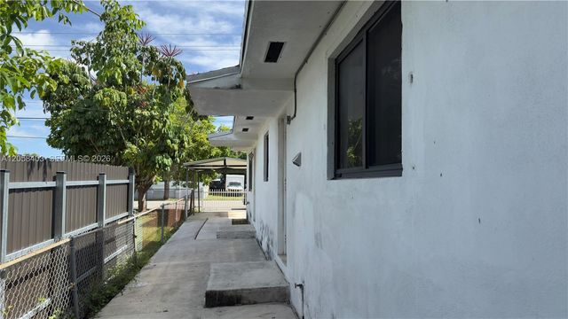 669 W 23rd Street, Hialeah, FL 33010