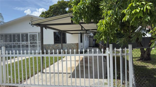 669 W 23rd Street, Hialeah, FL 33010