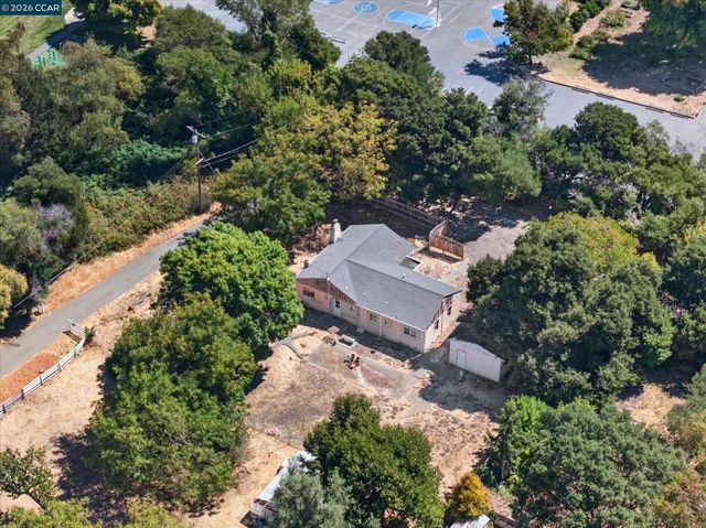 31 Laurel Ln., Richmond, CA 94803