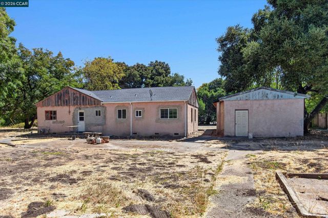 31 Laurel Ln., Richmond, CA 94803