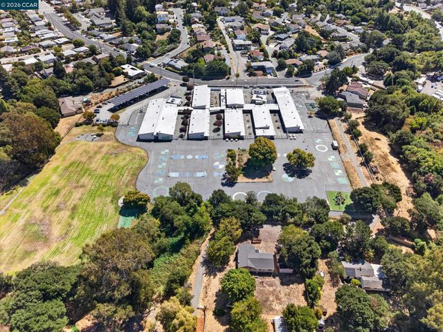 31 Laurel Ln., Richmond, CA 94803