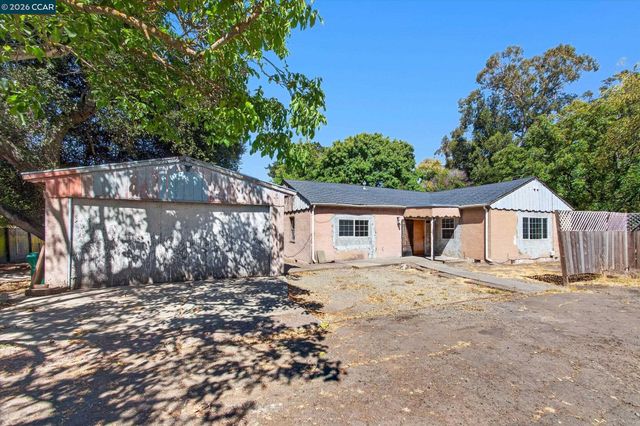 31 Laurel Ln., Richmond, CA 94803