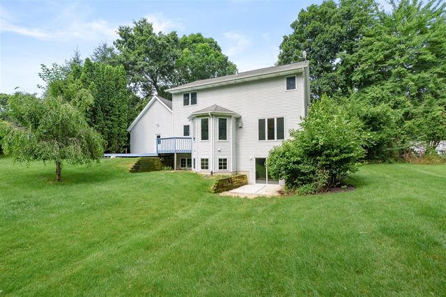 5151 Autumn Glen Street, Kalamazoo, MI 49009