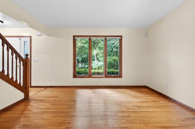 5151 Autumn Glen Street, Kalamazoo, MI 49009