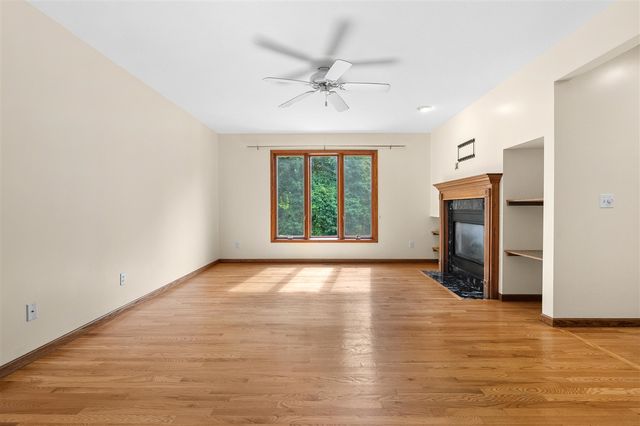 5151 Autumn Glen Street, Kalamazoo, MI 49009