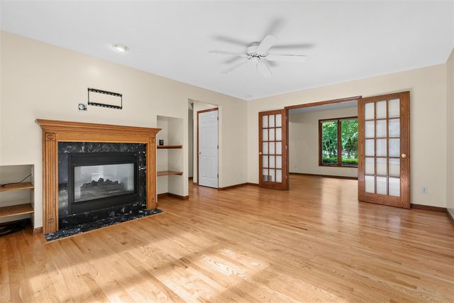 5151 Autumn Glen Street, Kalamazoo, MI 49009