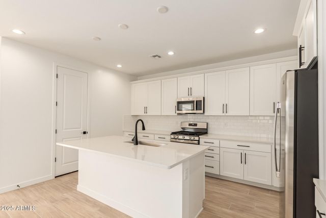 4961 W CHUCK BOX Road, Laveen, AZ 85339