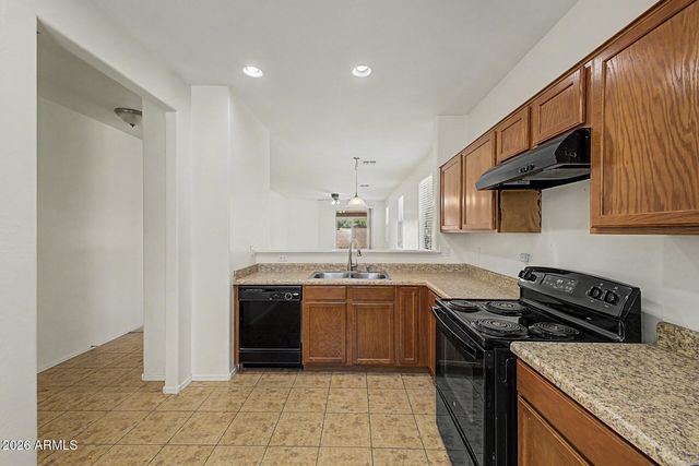 6862 W DARREL Road, Laveen, AZ 85339