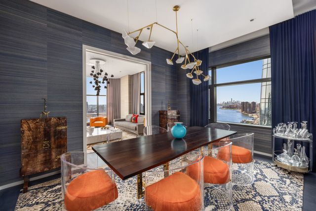 50 United Nations Plz Apt 29A, New York City, NY 10017
