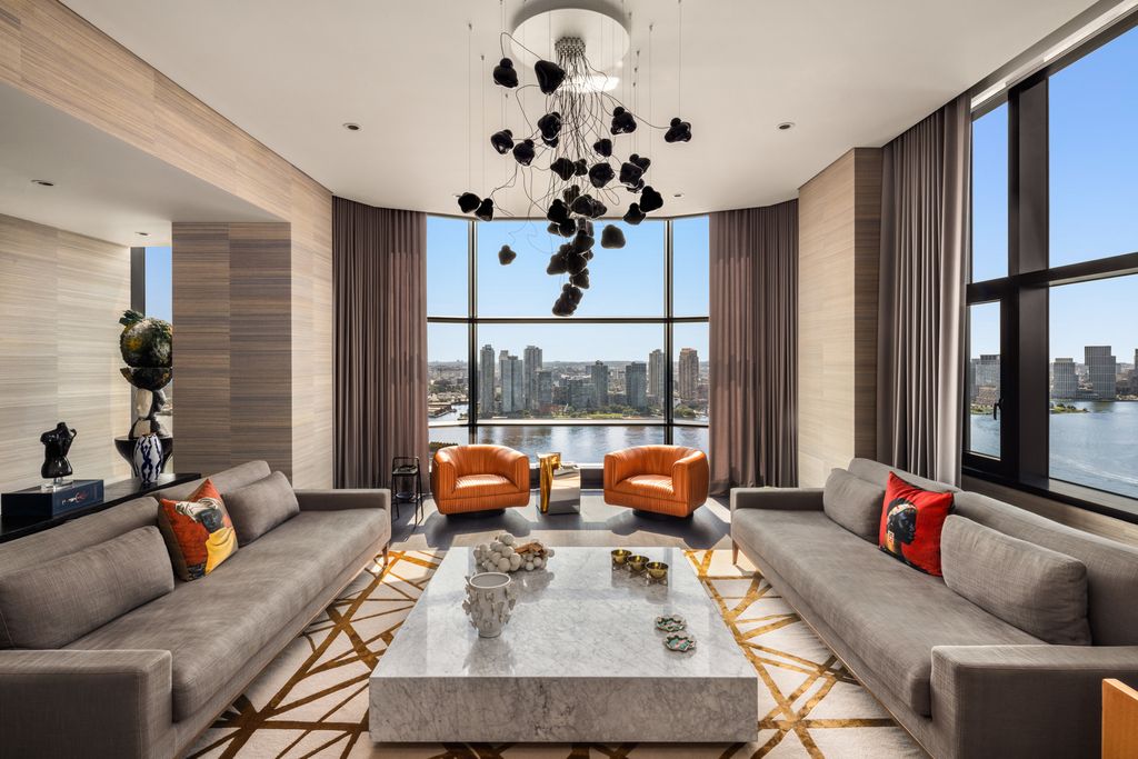50 United Nations Plz Apt 29A, New York City, NY 10017