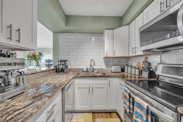 2860 OCEAN SHORE BOULEVARD 206, Ormond Beach, FL 32176