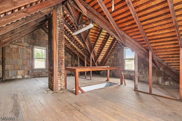 1120 Madison Hill Rd, Clark Twp., NJ 07066