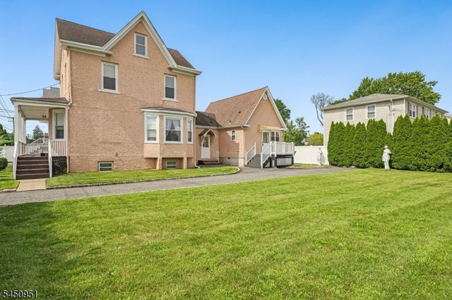 1120 Madison Hill Rd, Clark Twp., NJ 07066