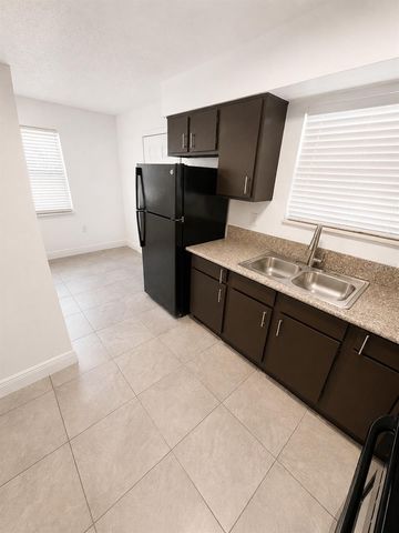 1187-1187 BENTLEY ROAD 1, Leesburg, FL 34748