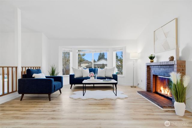 3704 166th Place SW, Lynnwood, WA 98037