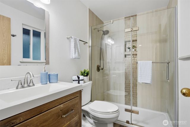 3704 166th Place SW, Lynnwood, WA 98037