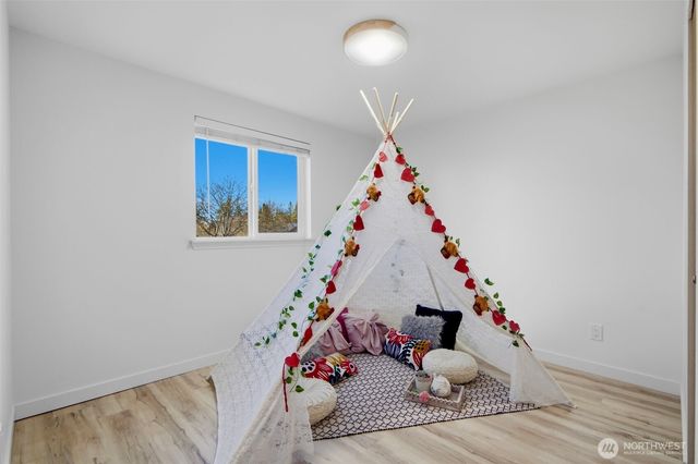 3704 166th Place SW, Lynnwood, WA 98037