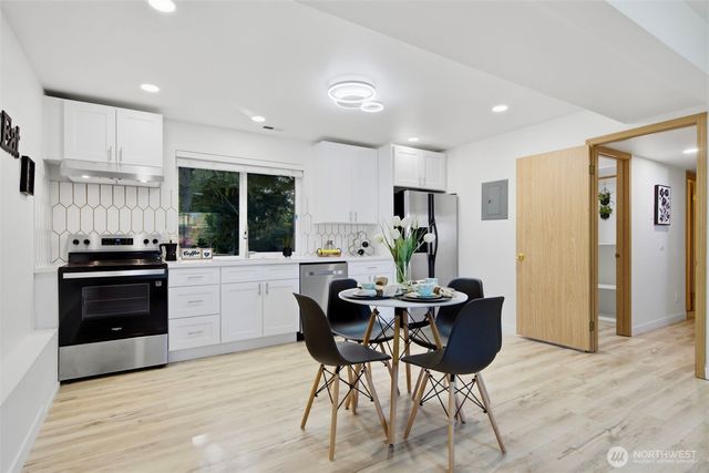 3704 166th Place SW, Lynnwood, WA 98037