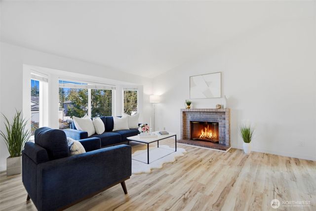 3704 166th Place SW, Lynnwood, WA 98037