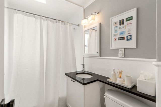 99 Atwood Ave 99, Newton, MA 02460