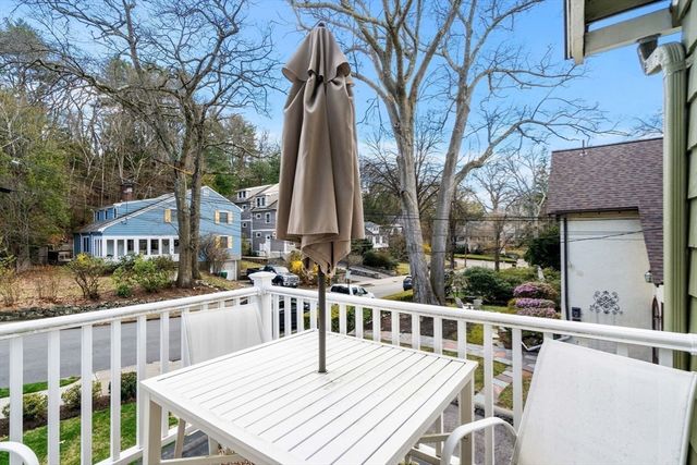 99 Atwood Ave 99, Newton, MA 02460