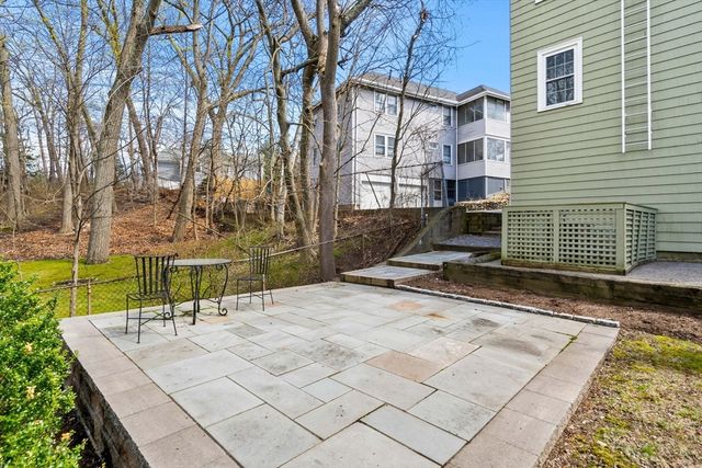 99 Atwood Ave 99, Newton, MA 02460