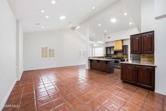 1090 Elfstone Court, Westlake Village, CA 91361