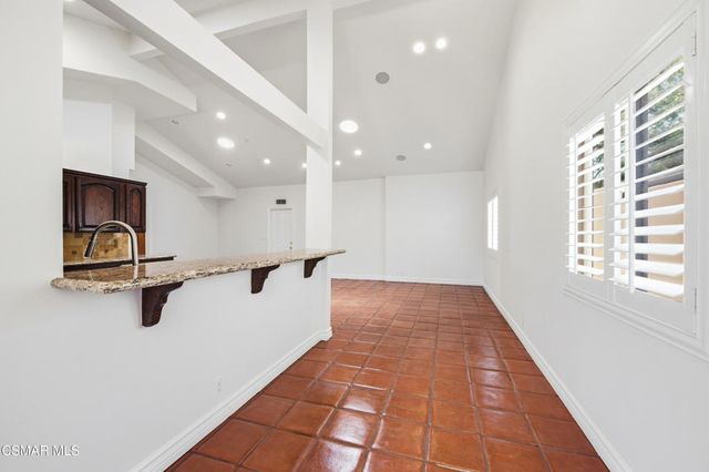 1090 Elfstone Court, Westlake Village, CA 91361