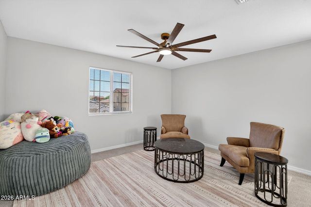 9022 W LUKE Avenue, Glendale, AZ 85305