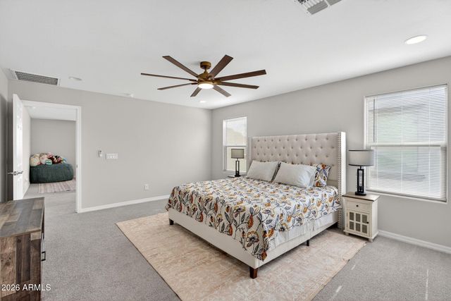 9022 W LUKE Avenue, Glendale, AZ 85305