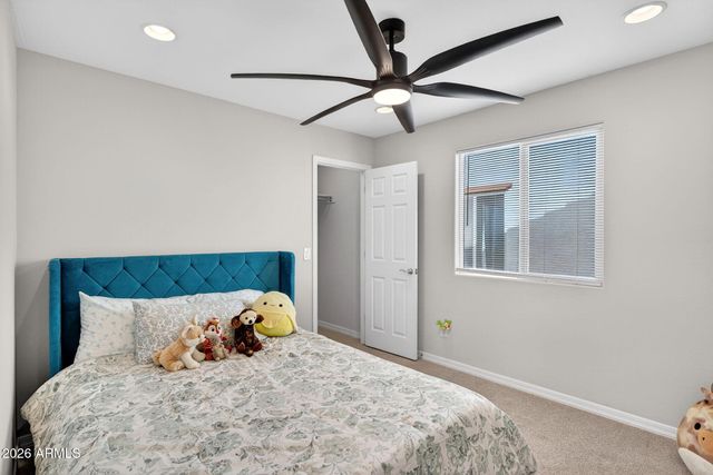 9022 W LUKE Avenue, Glendale, AZ 85305
