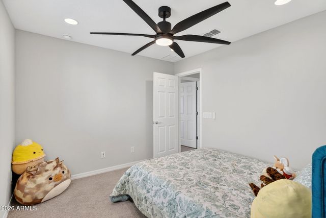 9022 W LUKE Avenue, Glendale, AZ 85305