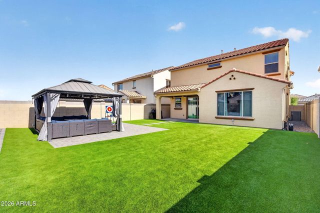 9022 W LUKE Avenue, Glendale, AZ 85305