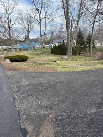 276 Bullard 276, Walpole, MA 02081