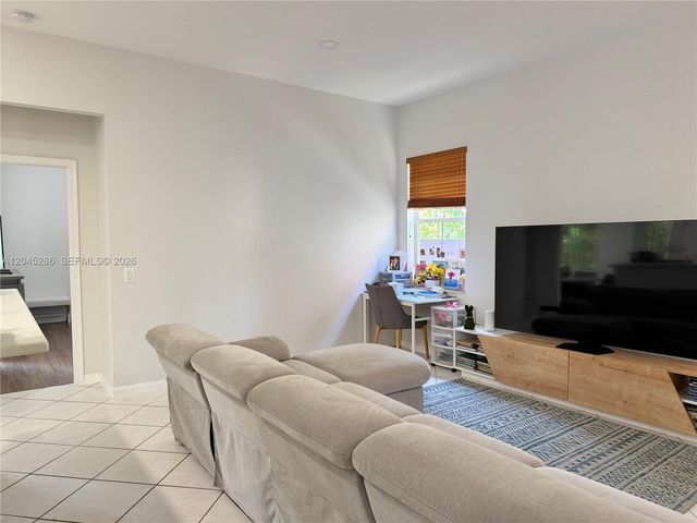1074 Bluewood Terrace 0, Weston, FL 33327