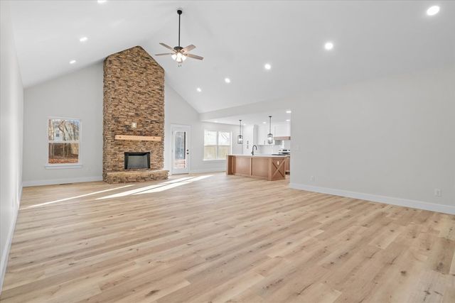 498 Wildwood Drive, Chatsworth, GA 30705