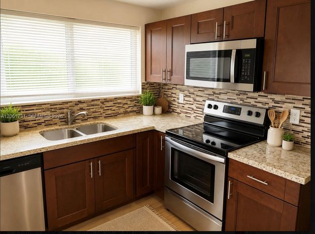 2501 NW 41st Avenue 302, Lauderhill, FL 33313