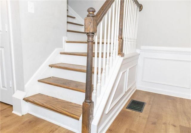 6089 Tennyson Park Way, Peachtree Corners, GA 30092