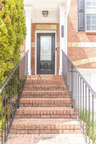 6089 Tennyson Park Way, Peachtree Corners, GA 30092