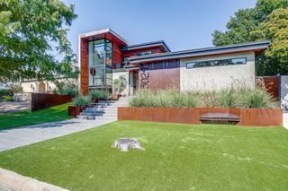 5024 Bryce Avenue, Fort Worth, TX 76107