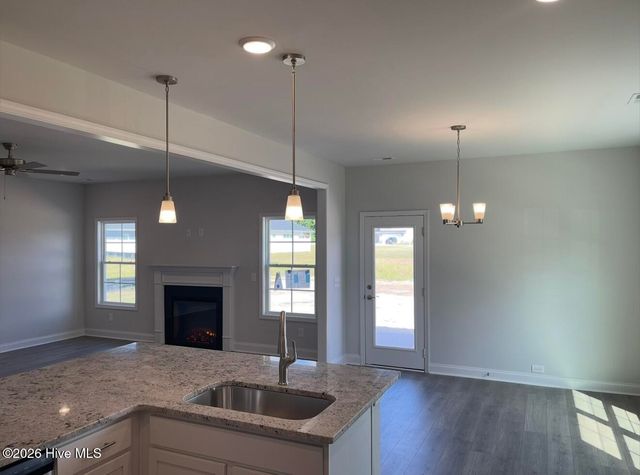 101 Seashore Street, Grimesland, NC 27837