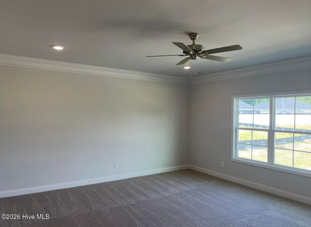 101 Seashore Street, Grimesland, NC 27837