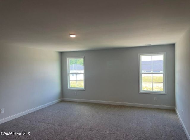 101 Seashore Street, Grimesland, NC 27837