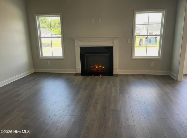 101 Seashore Street, Grimesland, NC 27837