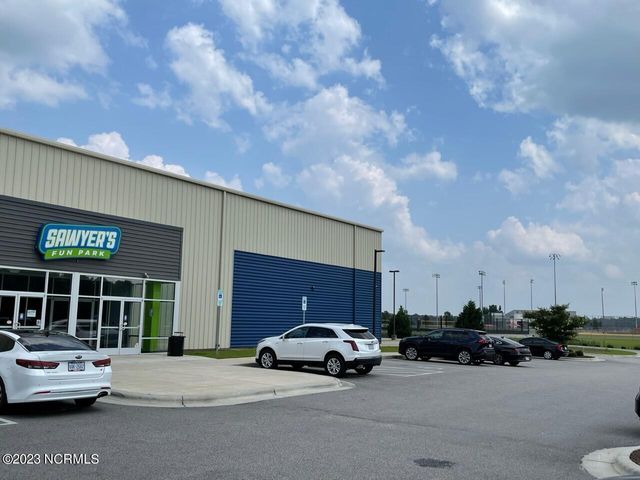 101 Seashore Street, Grimesland, NC 27837