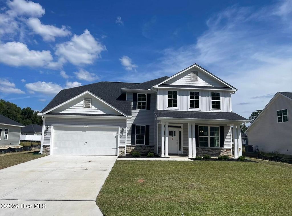 101 Seashore Street, Grimesland, NC 27837