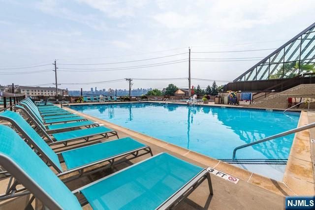 7000 Boulevard East 41L, Guttenberg, NJ 07093