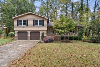 584 River Oak Loop, Lawrenceville, GA 30044