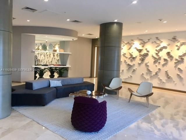 10275 Collins Ave 514, Bal Harbour, FL 33154