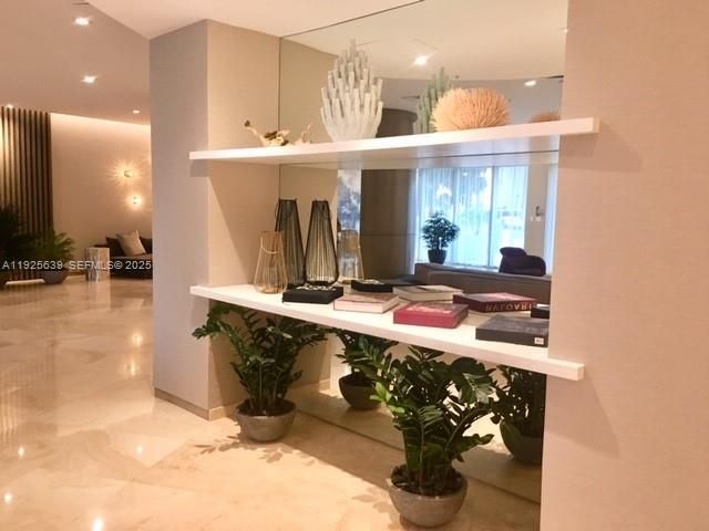 10275 Collins Ave 514, Bal Harbour, FL 33154
